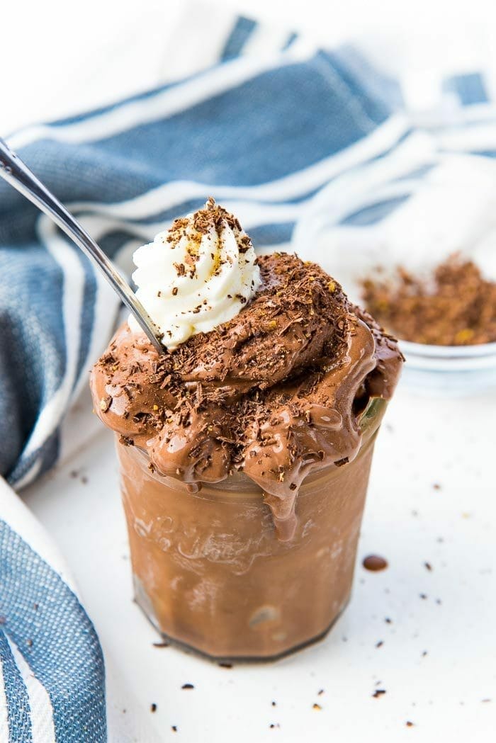 Delicious Homemade Chocolate Ice Cream - The Flavor Bender