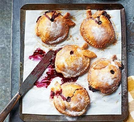 Sweet shortcrust pastry recipe | BBC Good Food