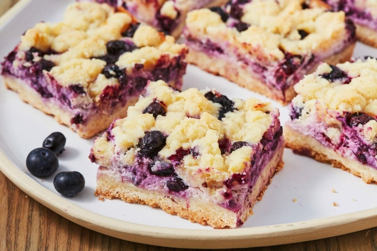 Best Blueberry-Lemon Pie Bars Recipe - How to Make Blueberry-Lemon Pie Bars
