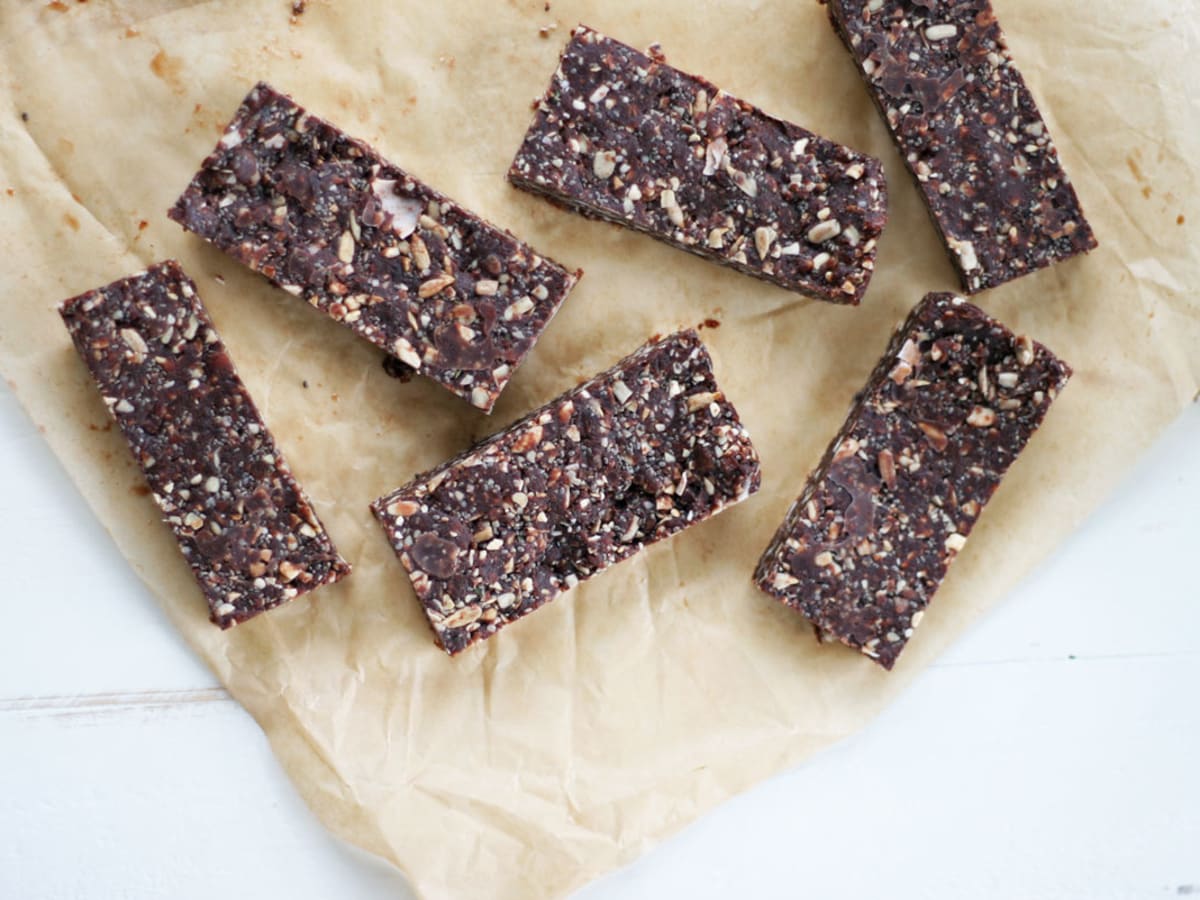 Vegan Date and Super Seed Energy Bars: Snack Deliciously - Organic Authority