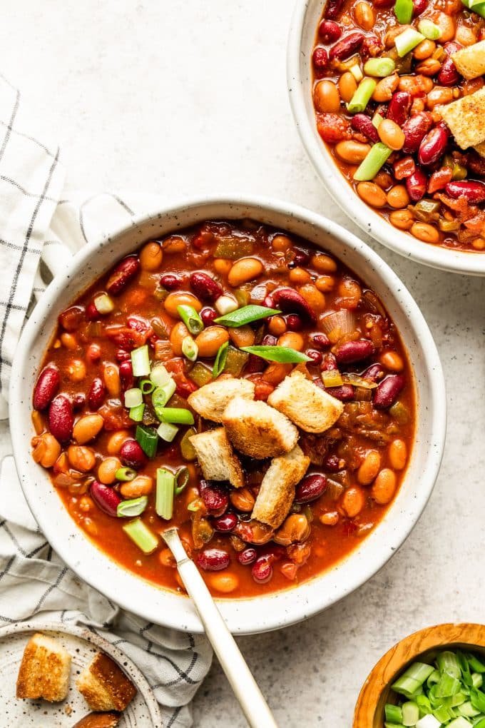 Easy Vegan Bean Chili - The Whole Cook