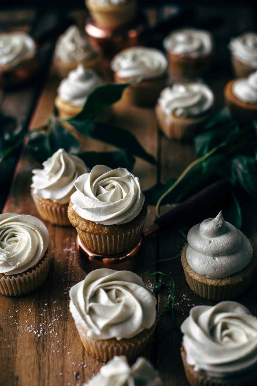 White Chocolate Cupcakes - Also The Crumbs Please