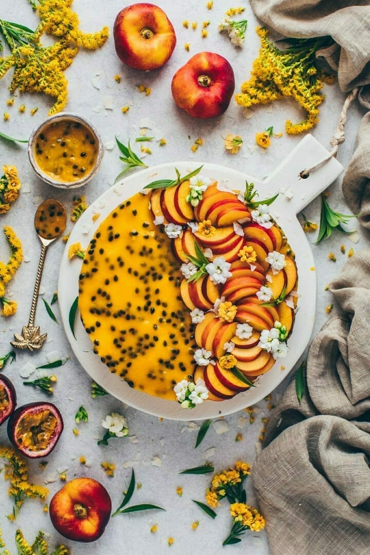 No-bake Mango Cheesecake Pie with Passion Fruit | Vegan - Bianca Zapatka | Recipes