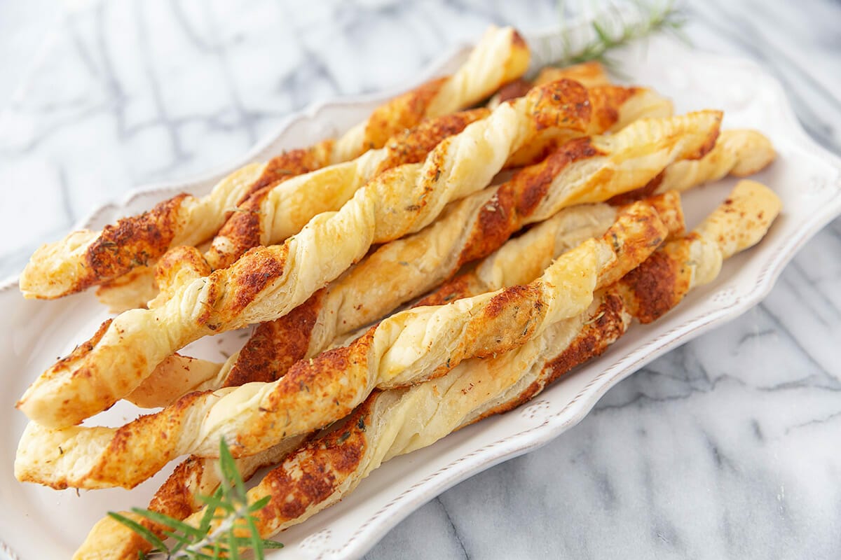 Puff Pastry Parmesan Twists (Cheese Straws) - Best Appetizers